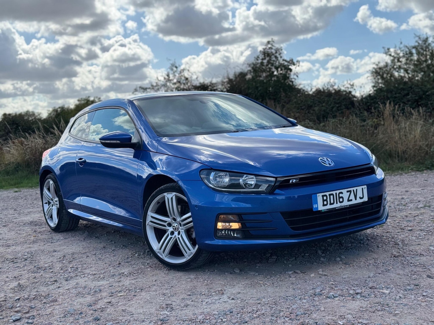 Used Volkswagen Scirocco 2016 for sale - 76549367: Photo 2