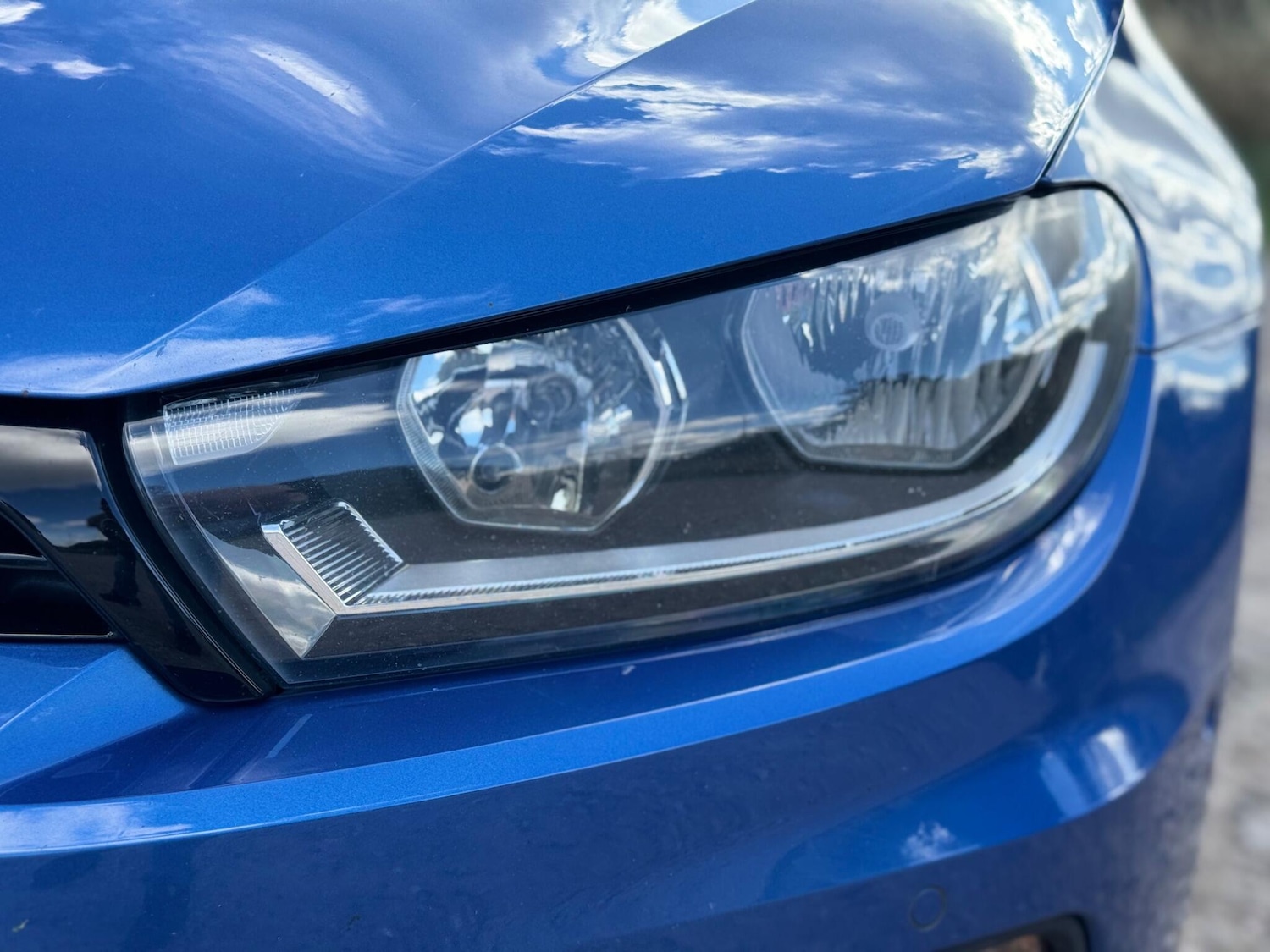 Used Volkswagen Scirocco 2016 for sale - 76549367: Photo 6