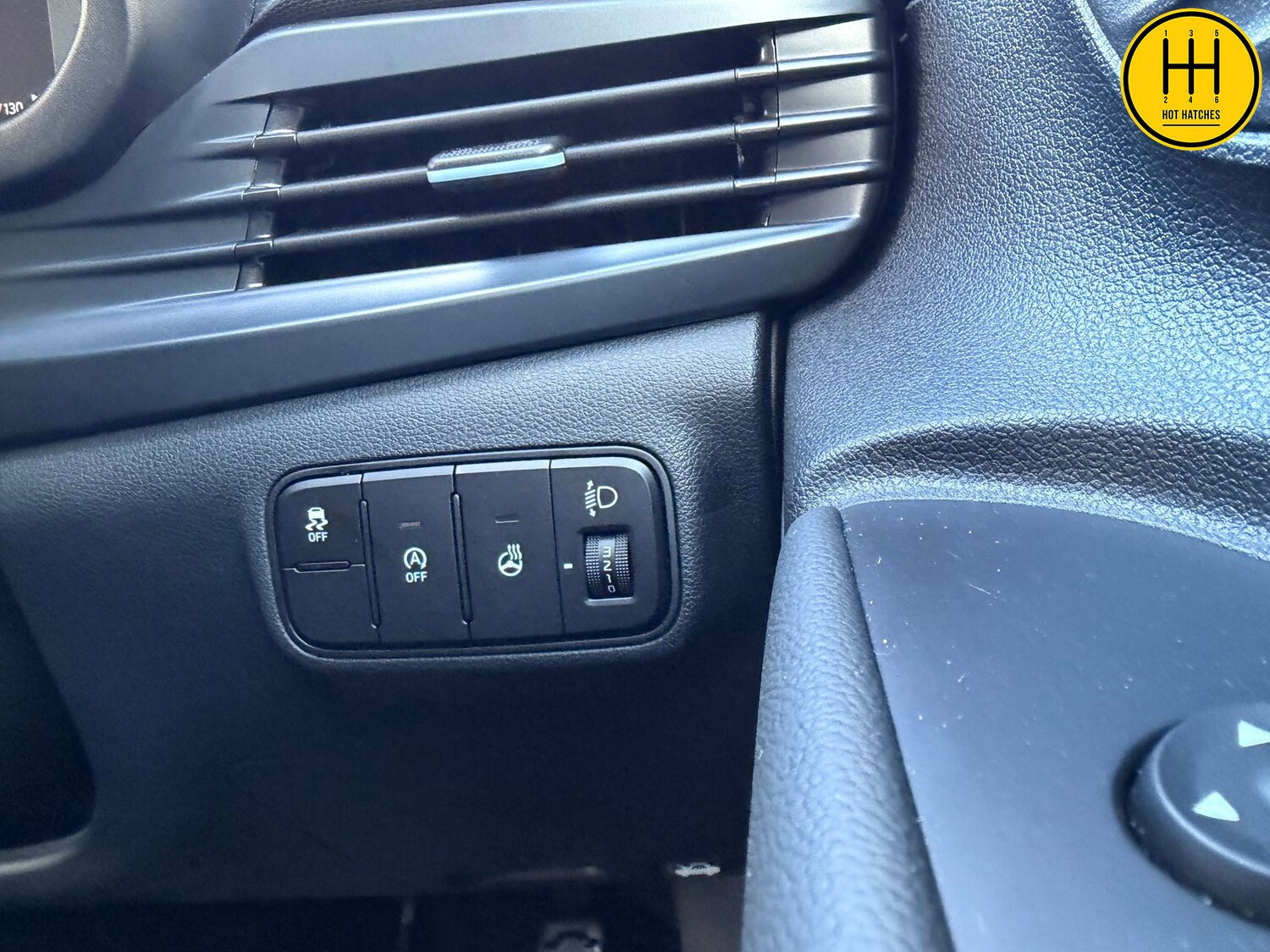 Used Hyundai i20 2023 for sale - 76514679: Photo 59