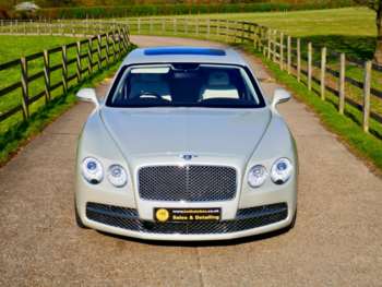 Used Bentley Flying Spur 2014 for sale - 74769555: Photo