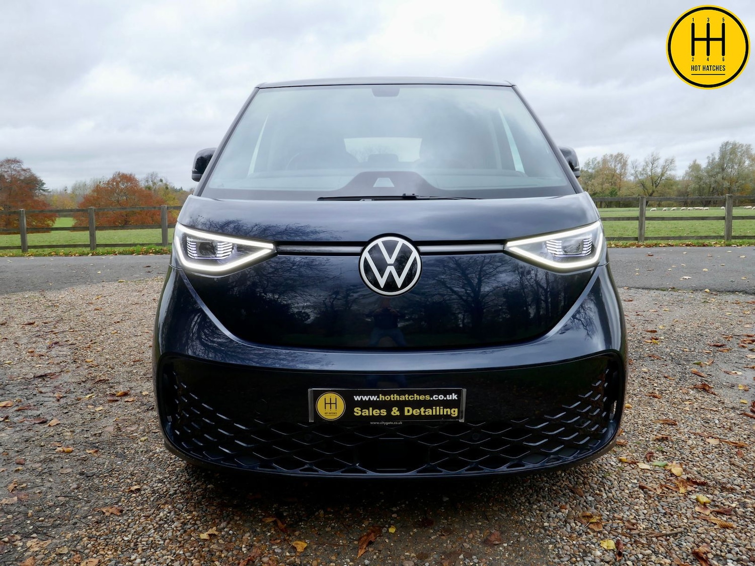 Used Volkswagen ID.Buzz 2023 for sale - 76459257: Photo 2