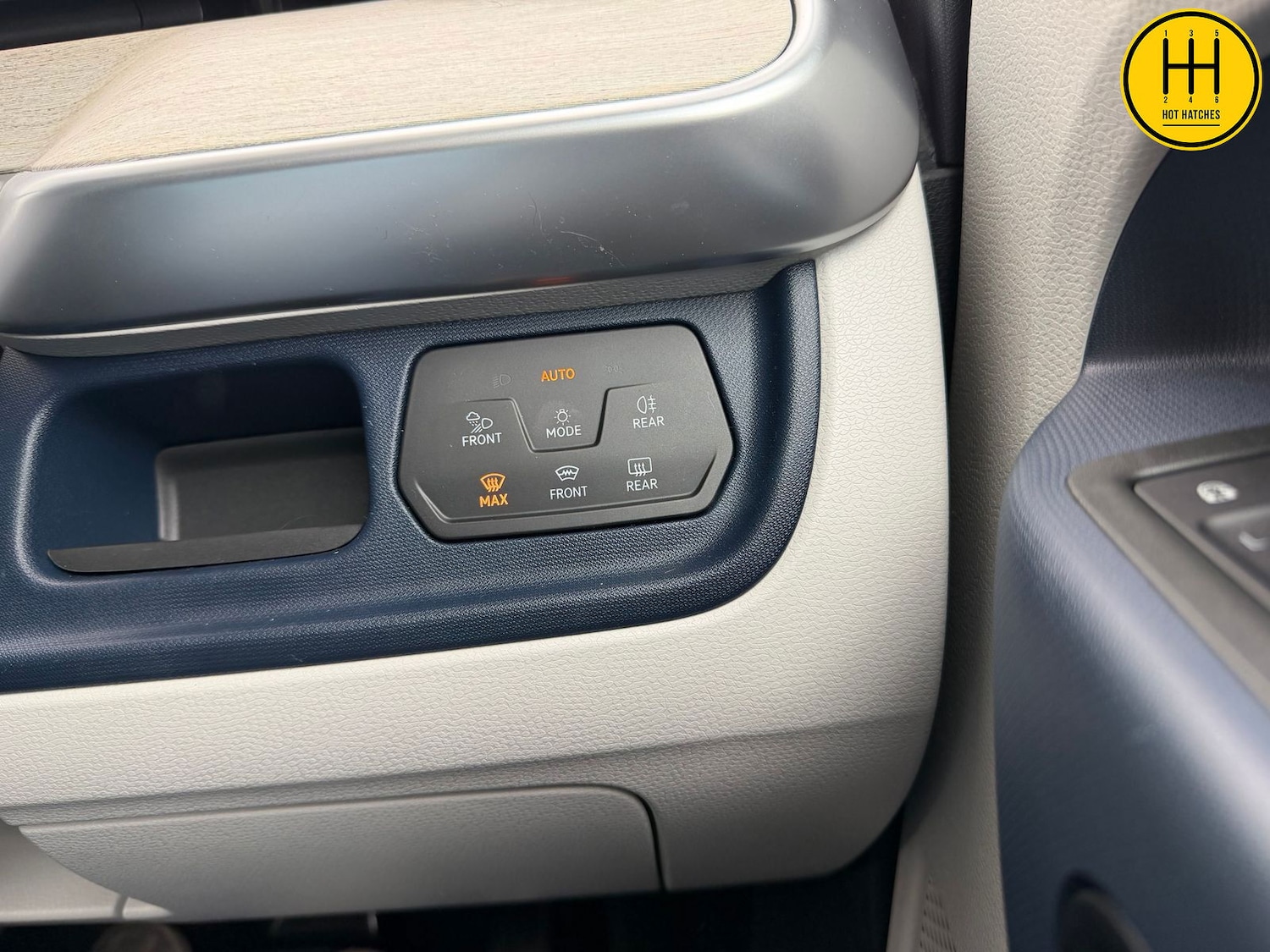 Used Volkswagen ID.Buzz 2023 for sale - 76459257: Photo 56