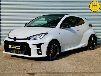 Used Toyota Yaris 2021 for sale - 78022649: Photo