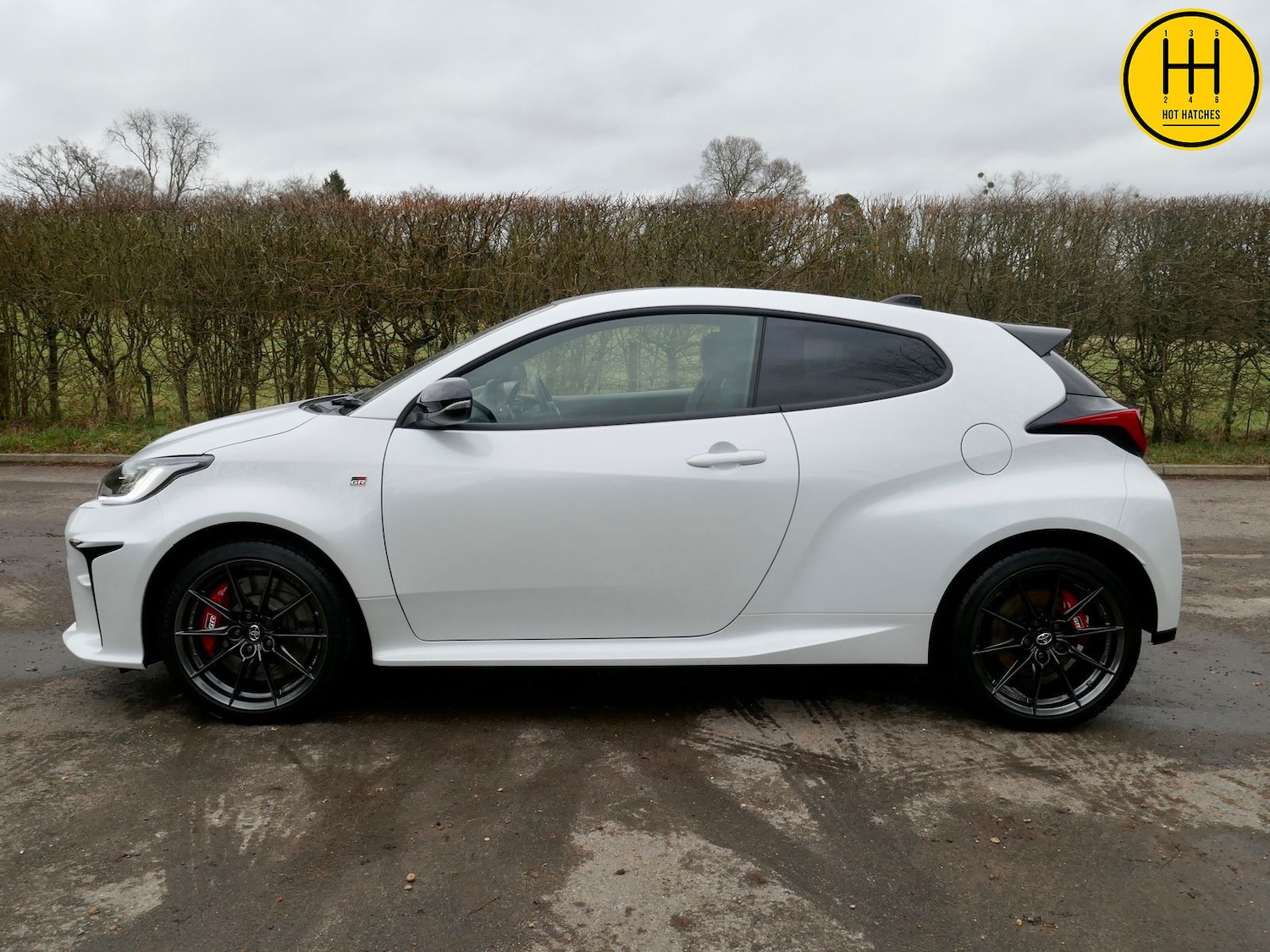 Used Toyota Yaris 2022 for sale - 76851280: Photo 35