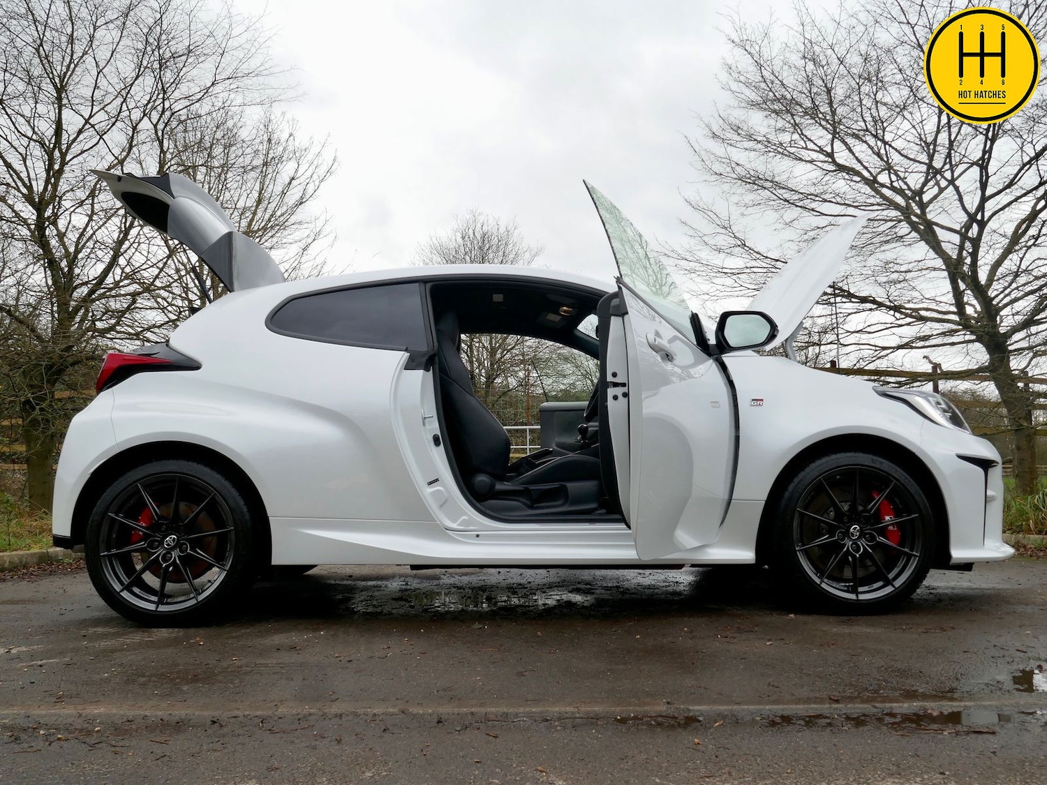 Used Toyota Yaris 2022 for sale - 76851280: Photo 40