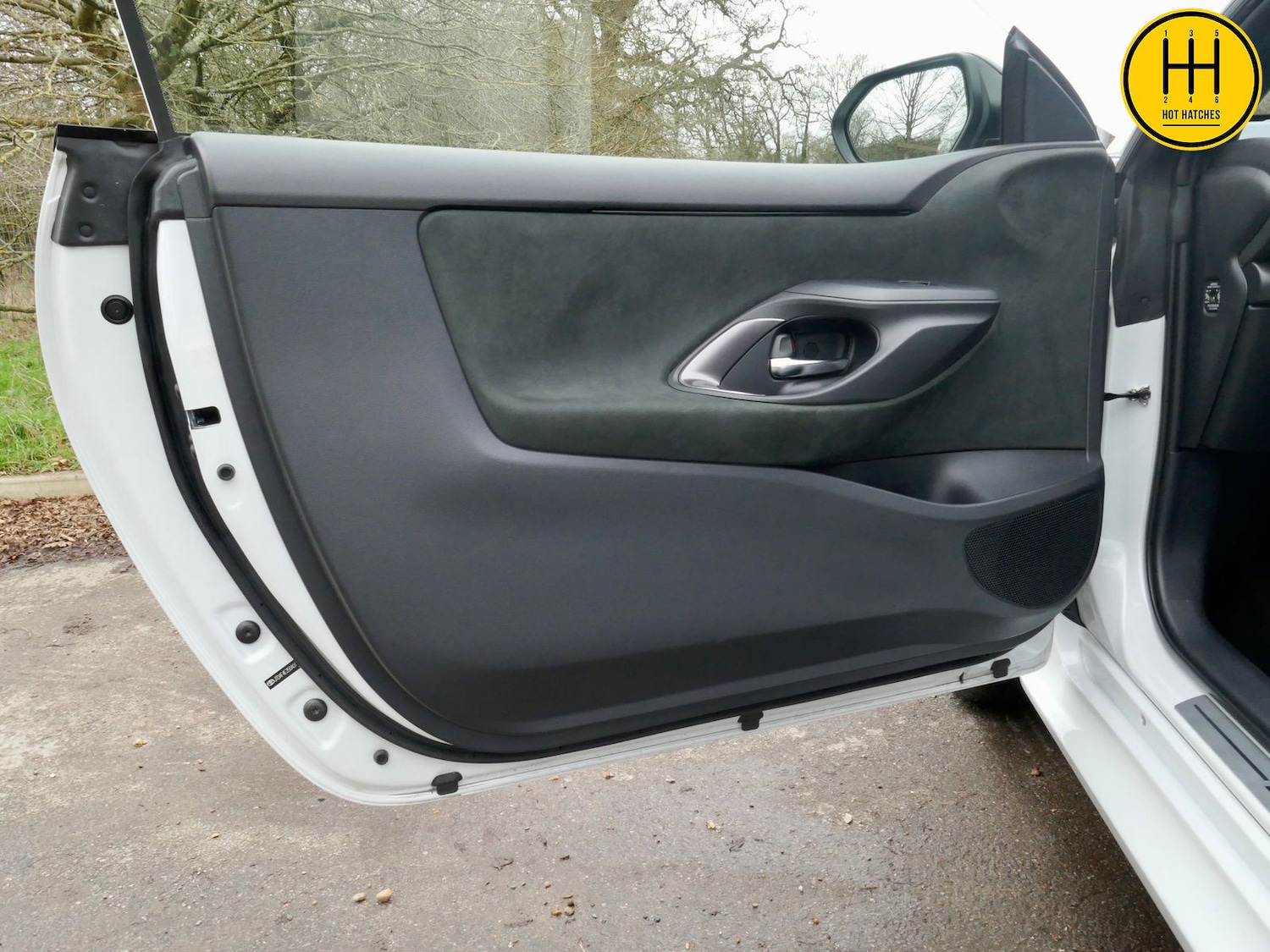 Used Toyota Yaris 2022 for sale - 76851280: Photo 46