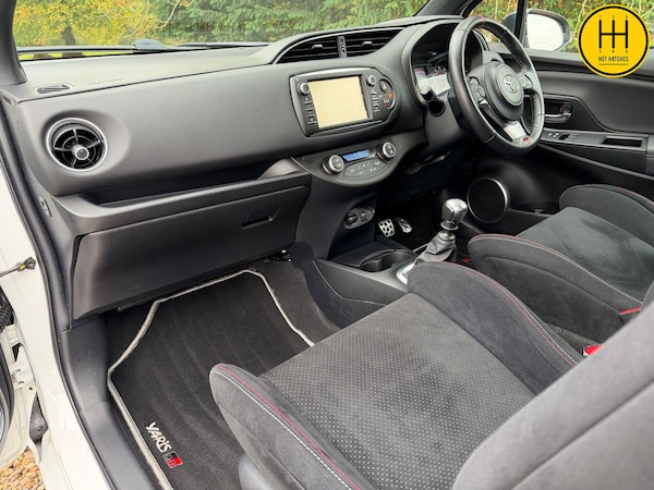 Used Toyota Yaris 2018 for sale - 76190885: Photo 14