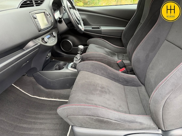 Used Toyota Yaris 2018 for sale - 76190885: Photo 15
