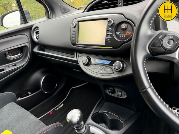 Used Toyota Yaris 2018 for sale - 76190885: Photo 36