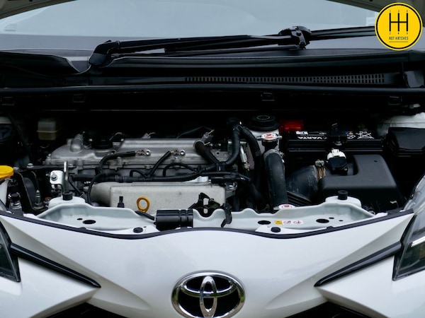 Used Toyota Yaris 2018 for sale - 76190885: Photo 49