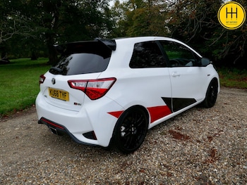 Used Toyota Yaris 2018 for sale - 76190885: Photo 4