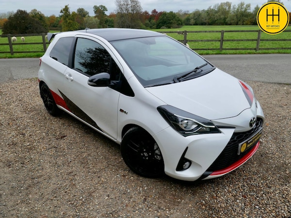 Used Toyota Yaris 2018 for sale - 76190885: Photo 64