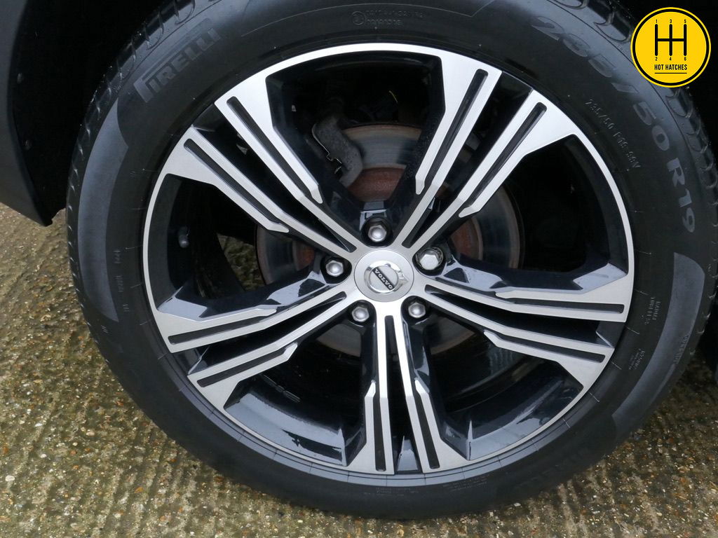 Used Volvo XC40 2020 for sale - 77256591: Photo 49