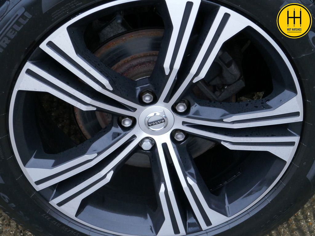 Used Volvo XC40 2020 for sale - 77256591: Photo 51