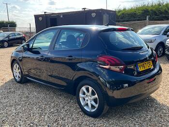 Used Peugeot 208 2017 for sale - 79698464: Photo