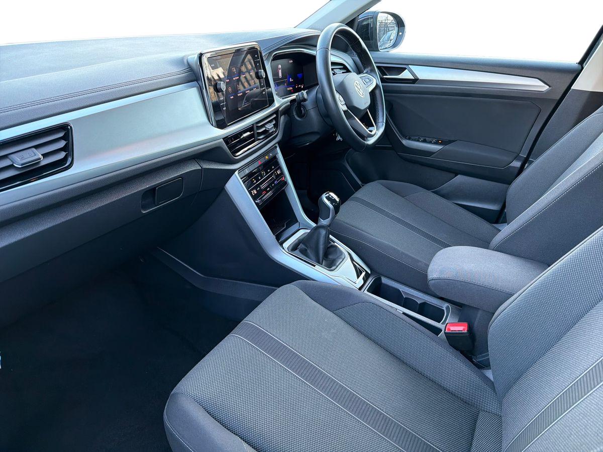 Used Volkswagen T-Roc 2023 for sale - 77111589: Photo 11