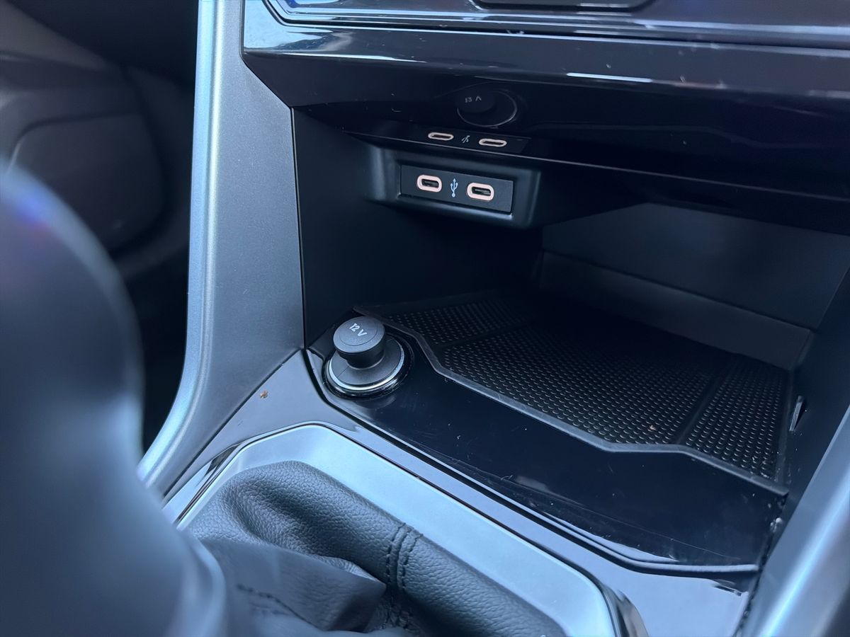 Used Volkswagen T-Roc 2023 for sale - 77111589: Photo 24