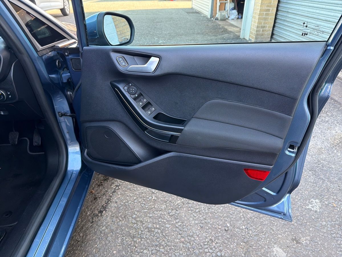 Used Ford Fiesta 2023 for sale - 77950667: Photo 35