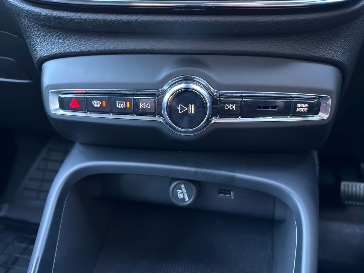 Used Volvo XC40 2021 for sale - 77111614: Photo 22