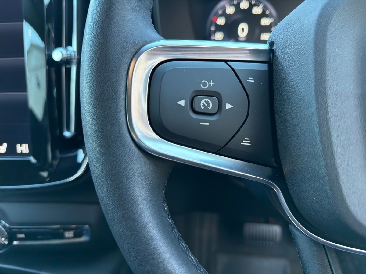 Used Volvo XC40 2021 for sale - 77111614: Photo 26