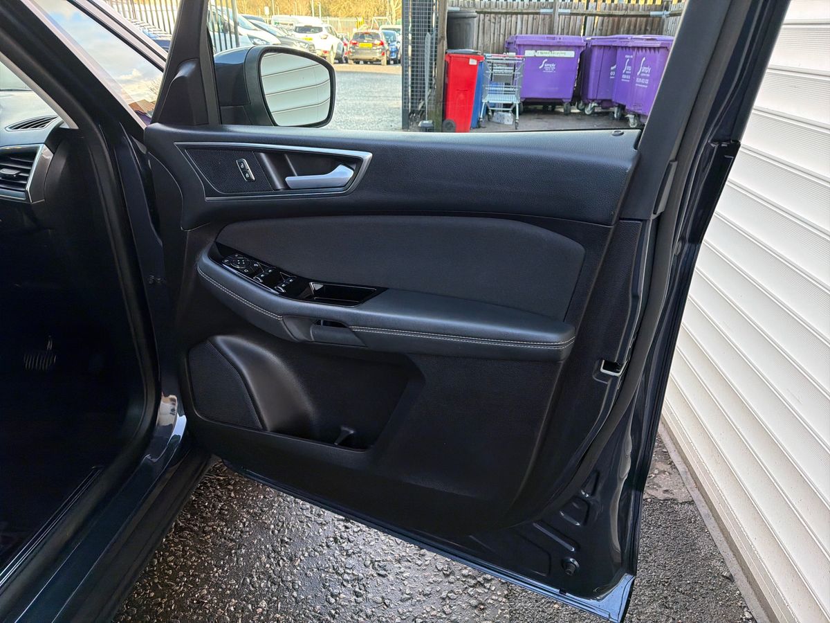 Used Ford Galaxy 2022 for sale - 77232137: Photo 35