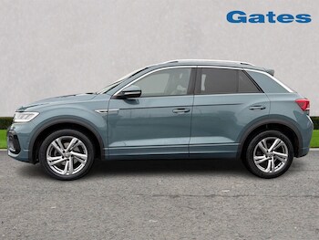 Used Volkswagen T-Roc 2023 for sale - 77614332: Photo