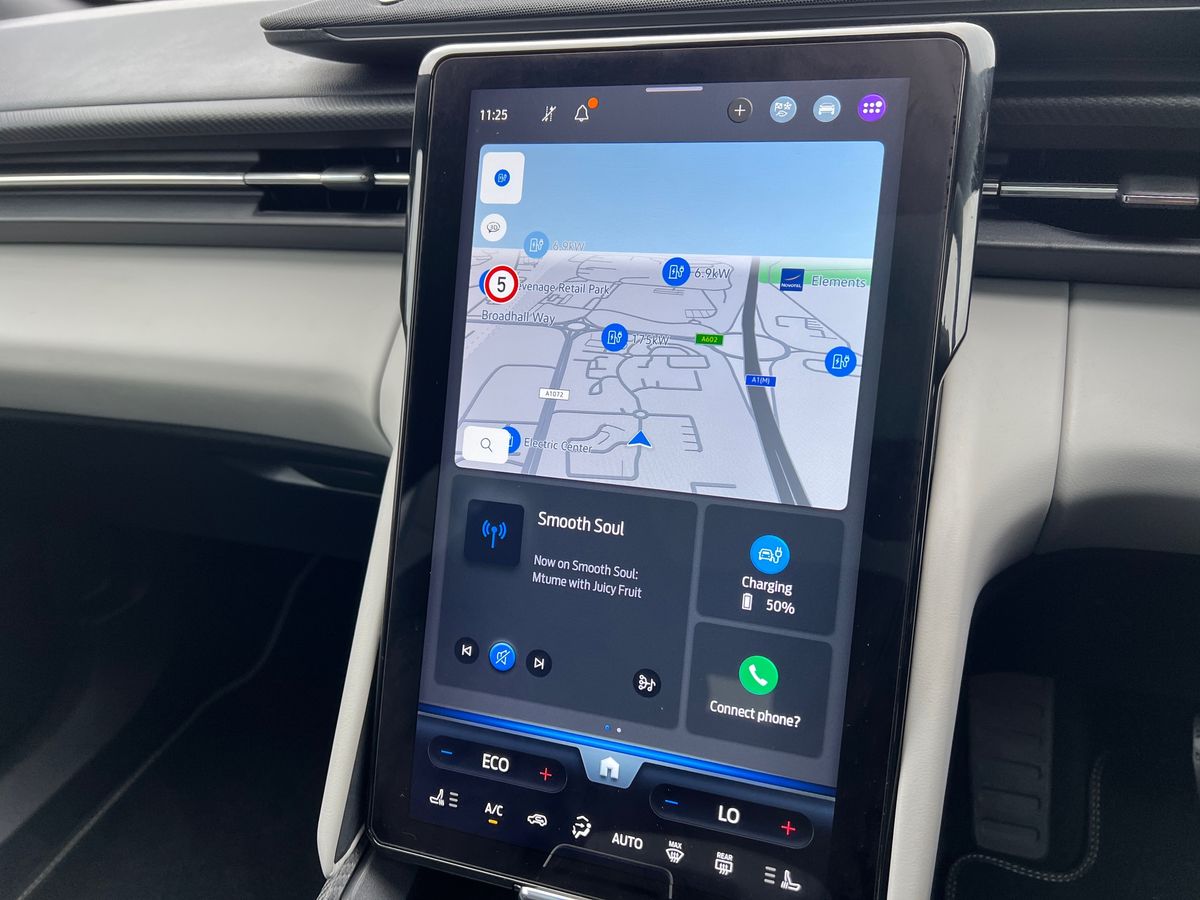 Used Ford Explorer 2025 for sale - 75992690: Photo 19