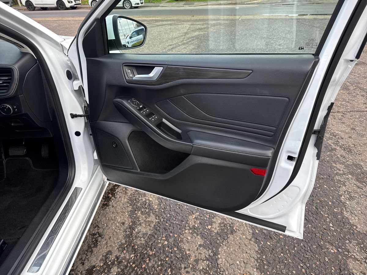 Used Ford Focus 2018 for sale - 76652324: Photo 35