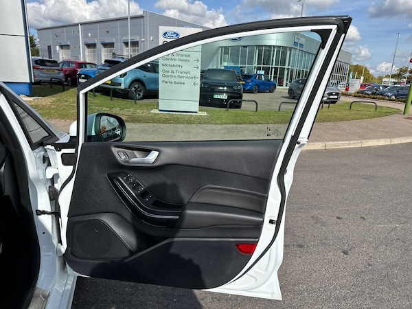 Used Ford Fiesta 2023 for sale - 76112282: Photo 35