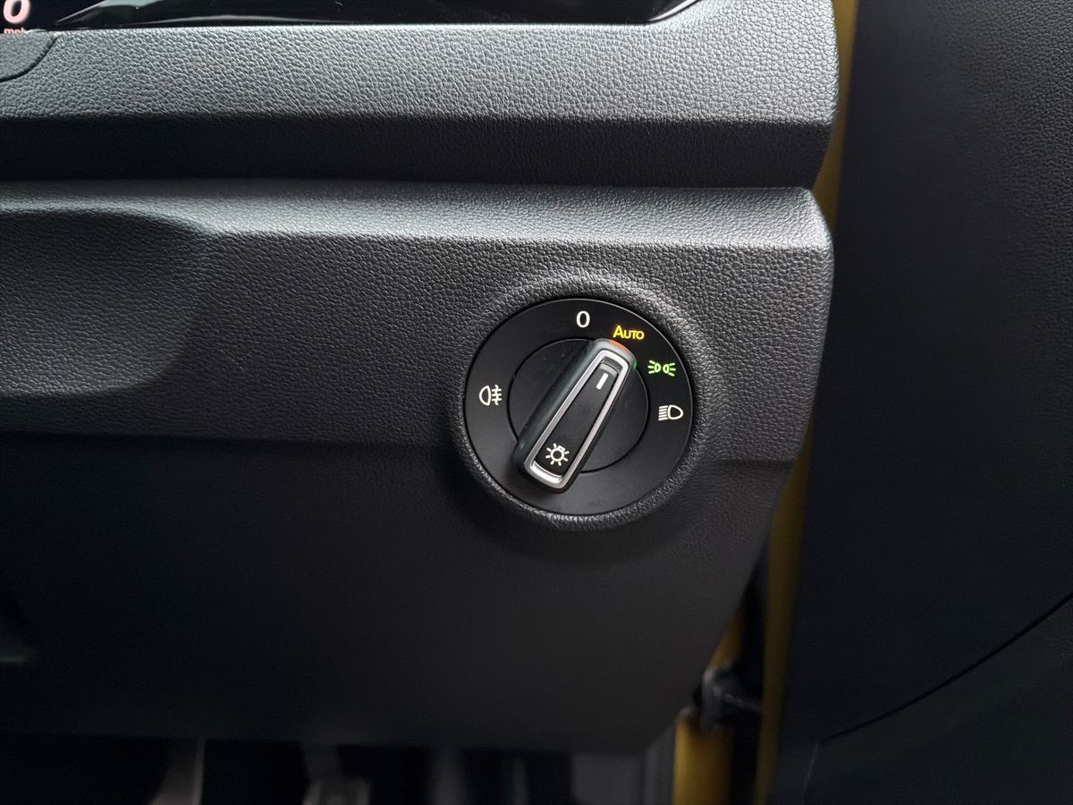 Used Volkswagen T-Roc 2019 for sale - 76954282: Photo 23