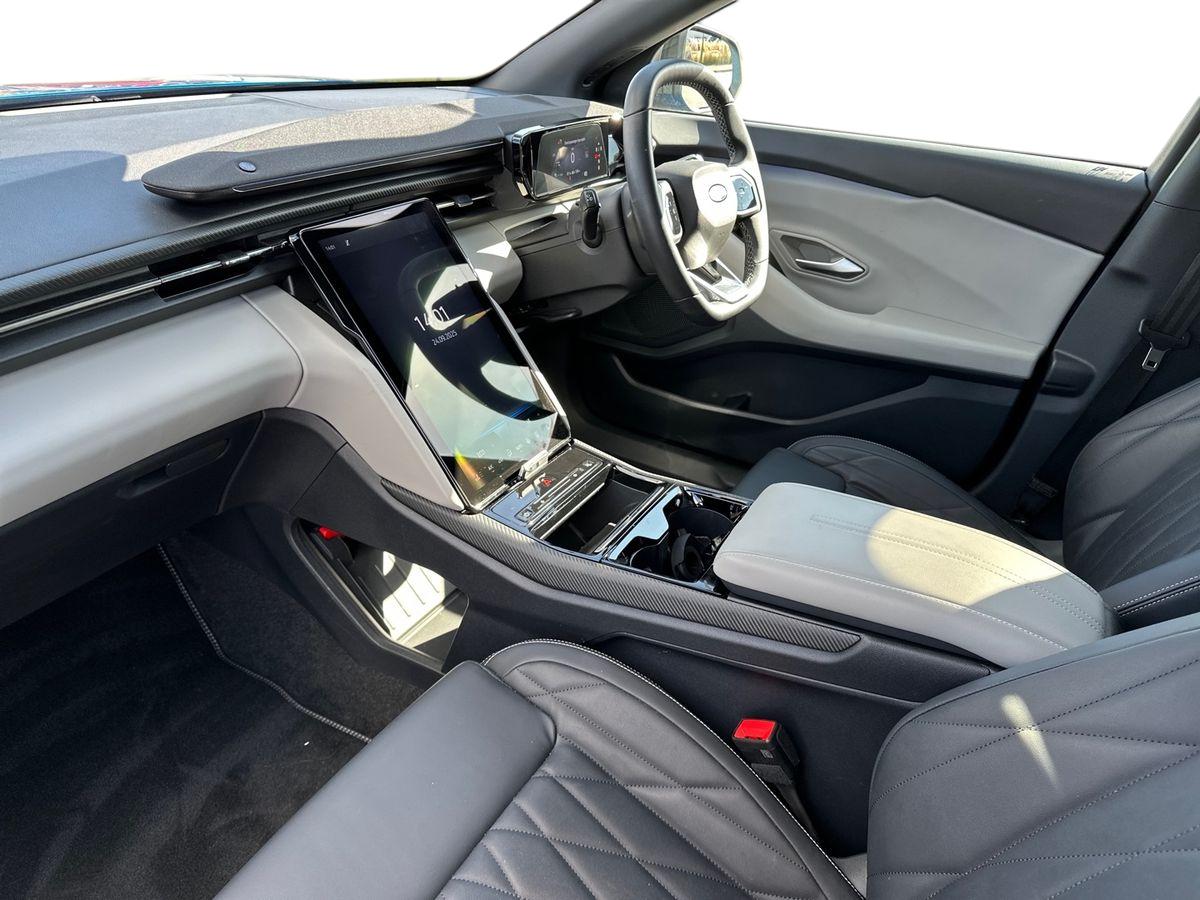 Used Ford Explorer 2025 for sale - 76062269: Photo 11