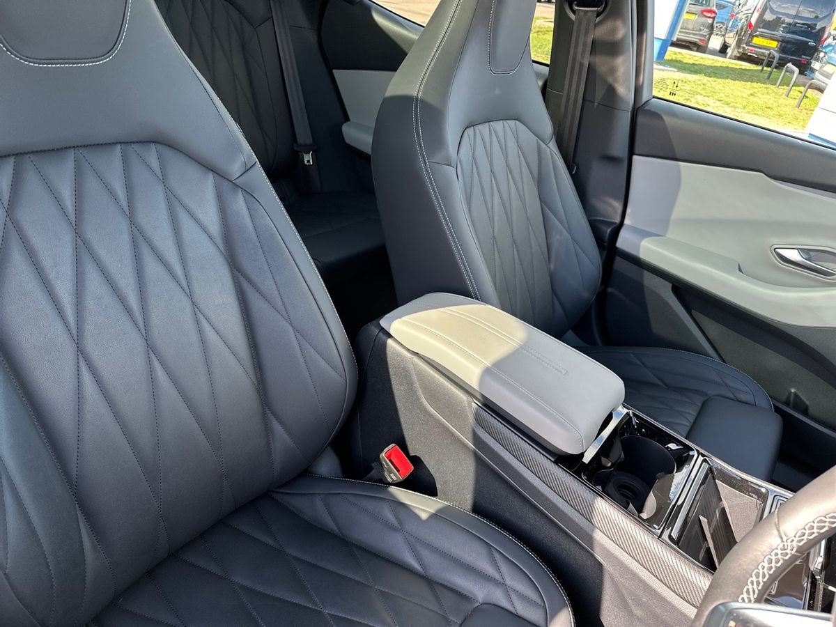 Used Ford Explorer 2025 for sale - 76062269: Photo 12