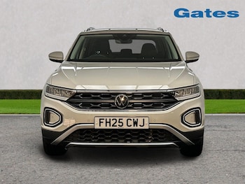 Used Volkswagen T-Roc 2025 for sale - 78377462: Photo