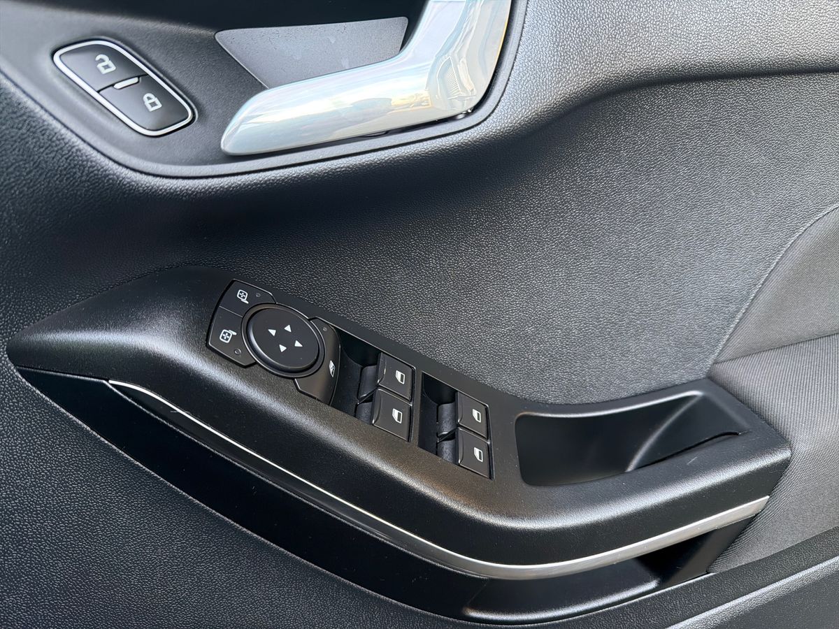 Used Ford Fiesta 2023 for sale - 77717951: Photo 25