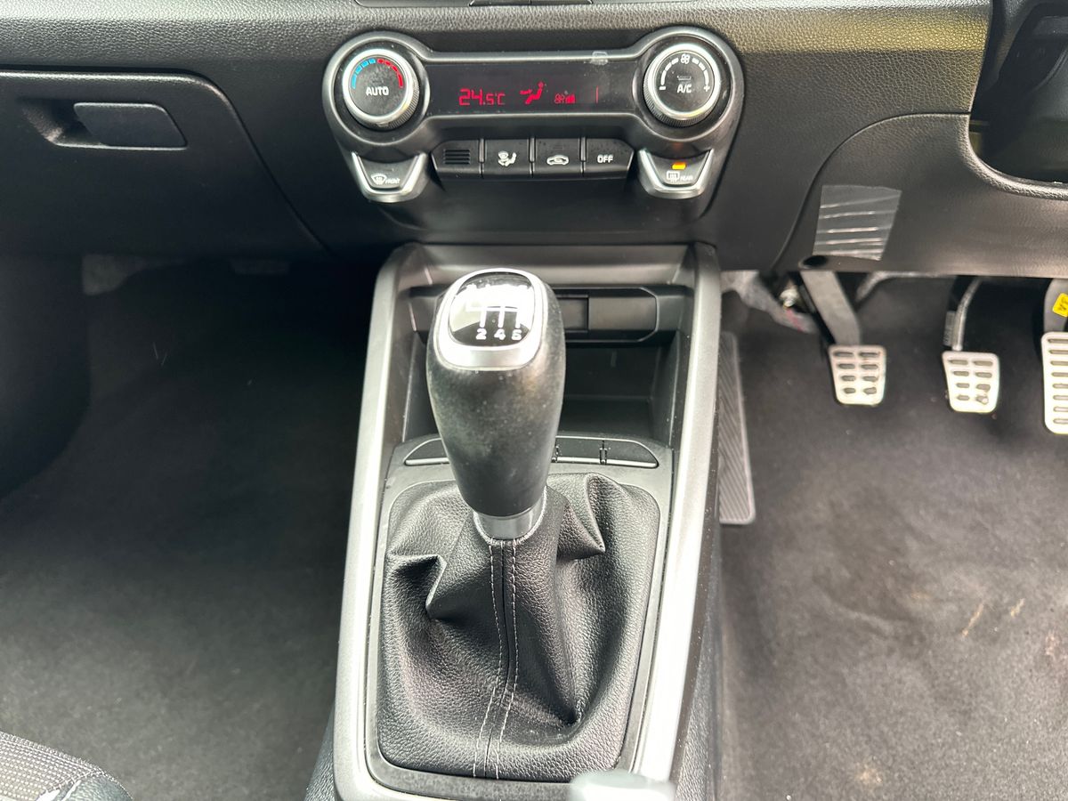 Used Kia Stonic 2022 for sale - 76851237: Photo 22