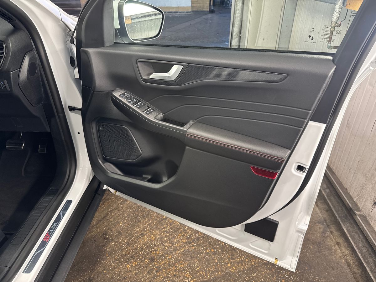 Used Ford Kuga 2024 for sale - 76647864: Photo 35