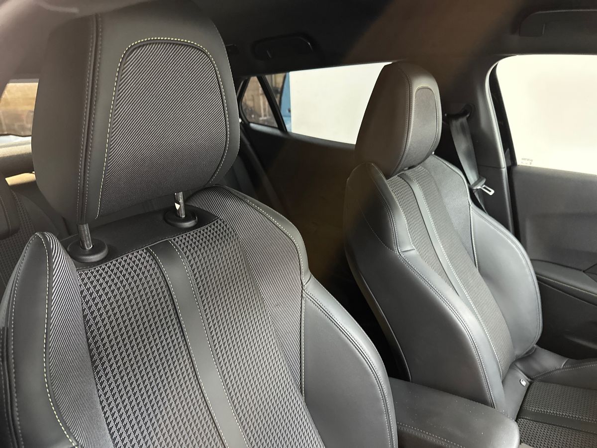 Used Peugeot 2008 2023 for sale - 77959909: Photo 12