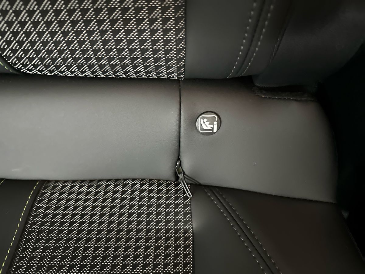 Used Peugeot 2008 2023 for sale - 77959909: Photo 31