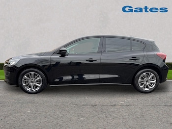 Used Ford Focus 2023 for sale - 76420557: Photo