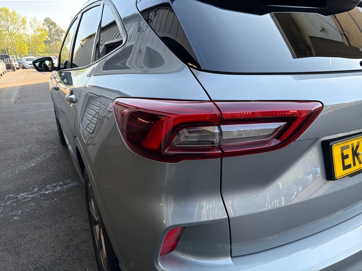 Used Ford Kuga 2025 for sale - 78165836: Photo 33