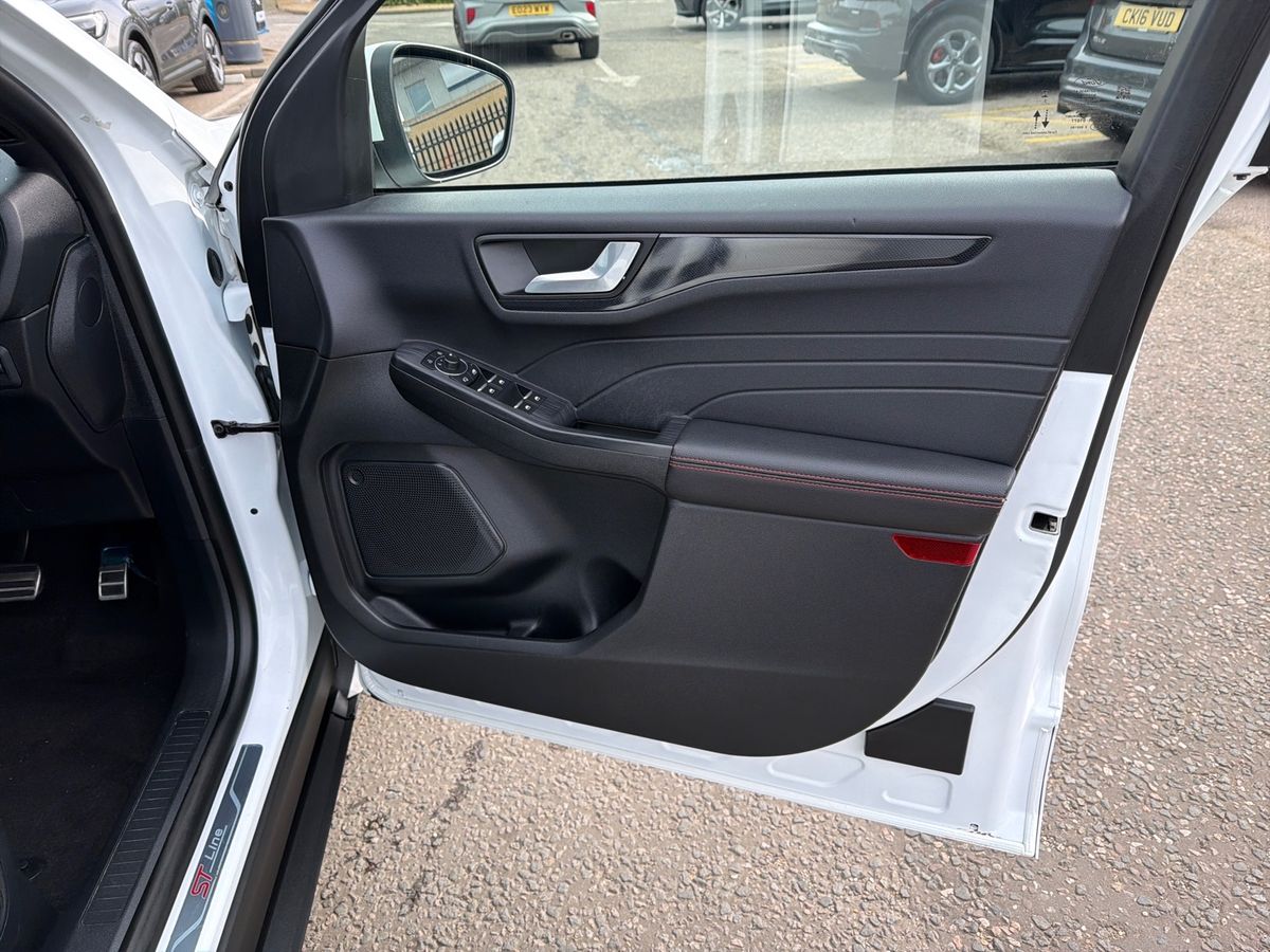 Used Ford Kuga 2023 for sale - 77885375: Photo 35