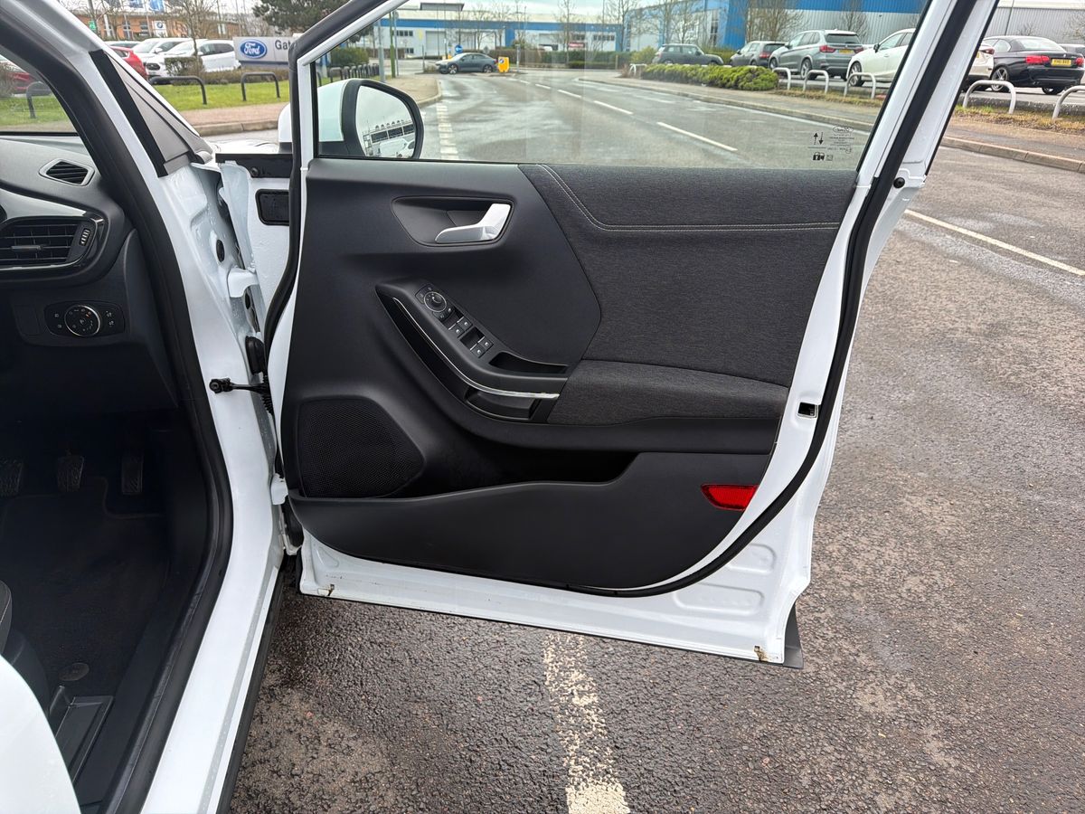 Used Ford Puma 2023 for sale - 77634606: Photo 35