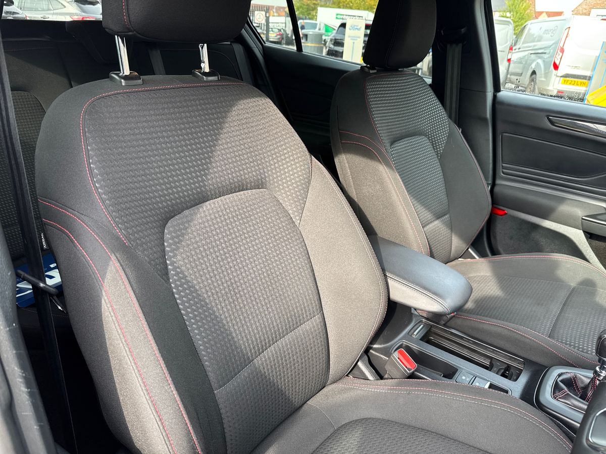 Used Ford Focus 2023 for sale - 76154752: Photo 12