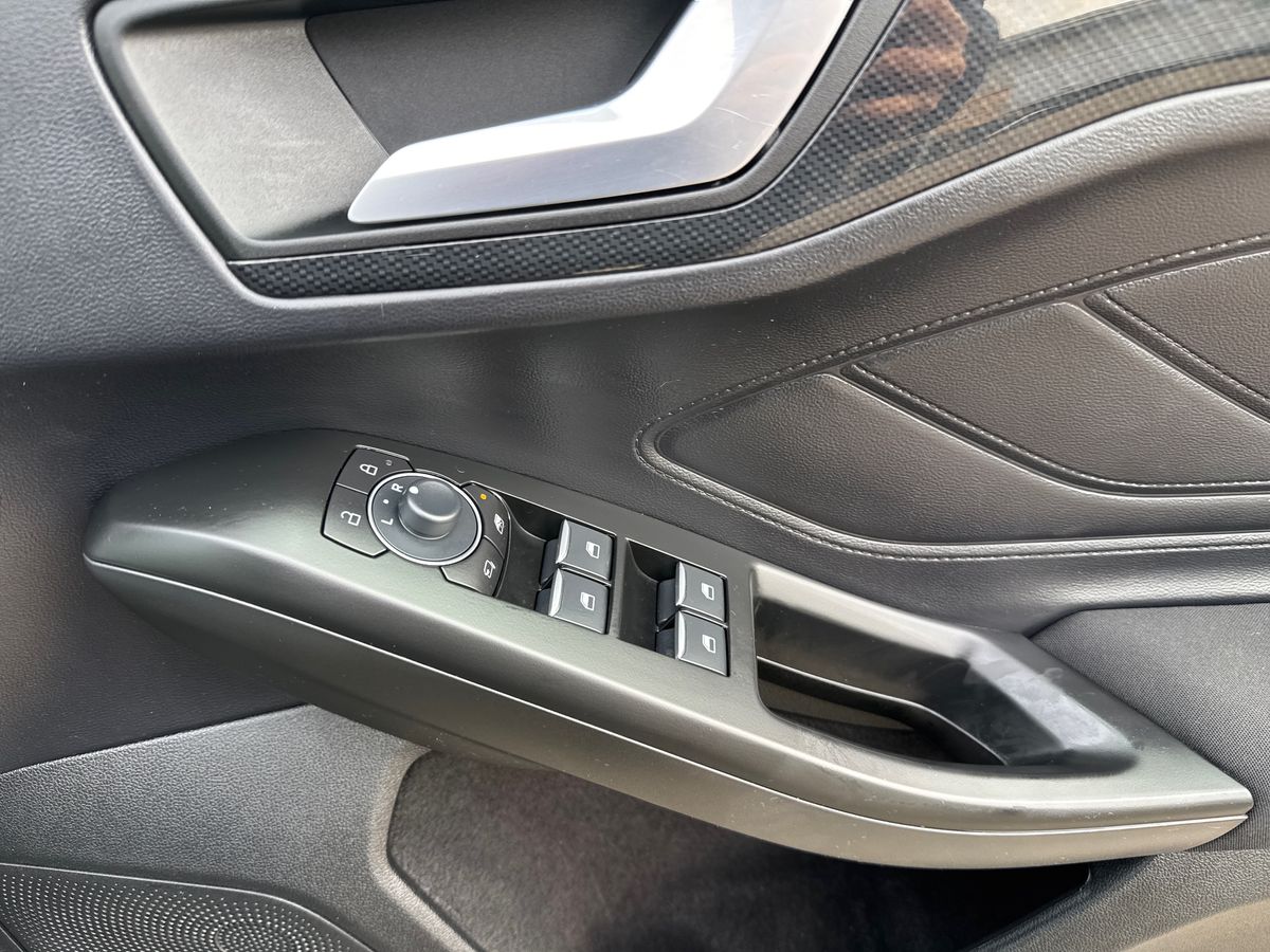 Used Ford Focus 2023 for sale - 76154752: Photo 25