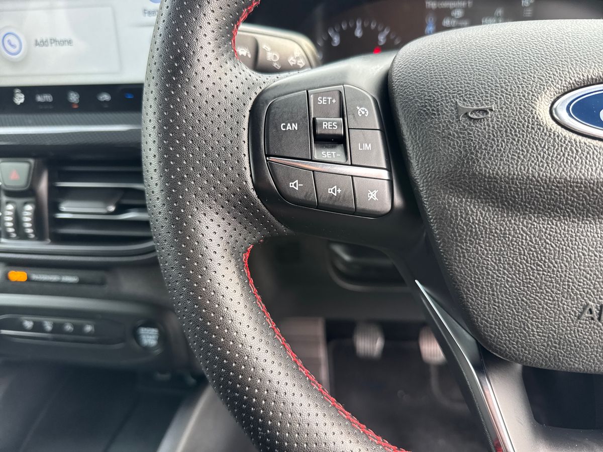 Used Ford Focus 2023 for sale - 76154752: Photo 26