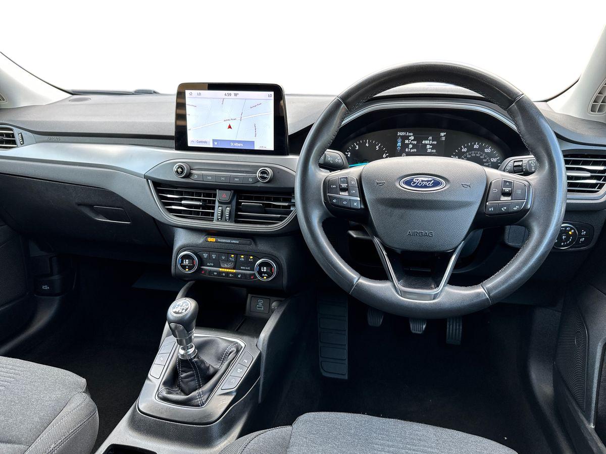 Used Ford Focus 2023 for sale - 76984042: Photo 16