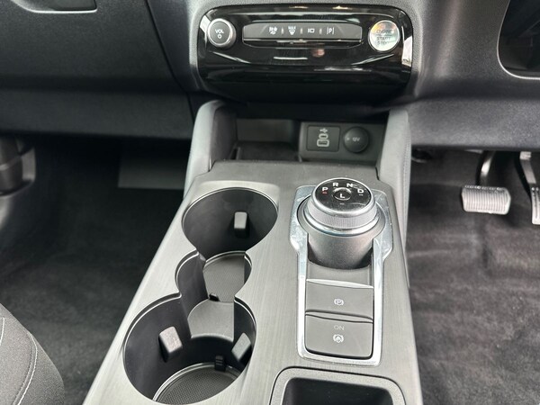 Used Ford Kuga 2024 for sale - 75451847: Photo 22