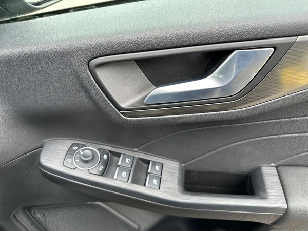 Used Ford Kuga 2024 for sale - 75451847: Photo 25