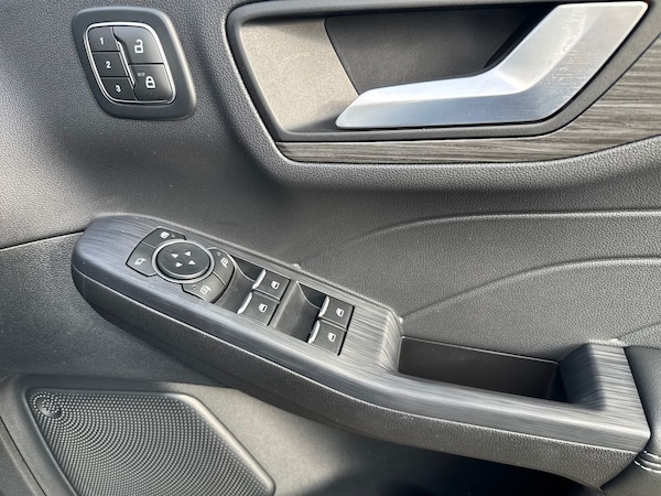 Used Ford Kuga 2025 for sale - 76203711: Photo 25