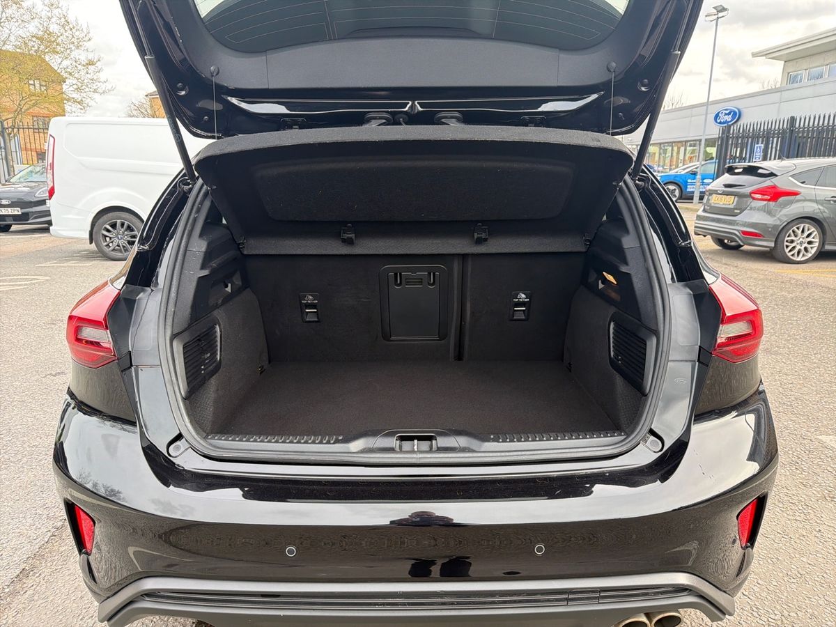 Used Ford Focus 2023 for sale - 77885310: Photo 34